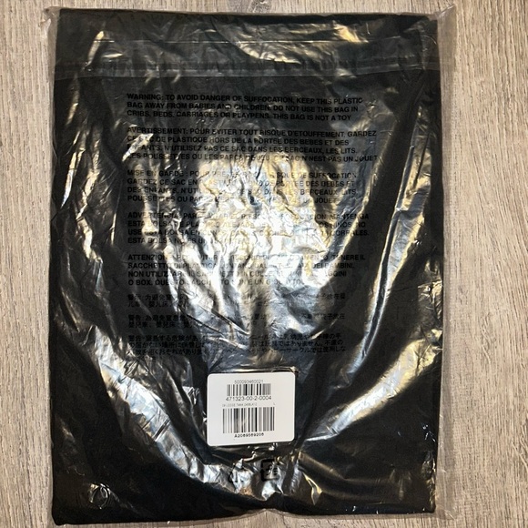 NWT Men Yeezy Gap Tank Top Size Large - Picture 2 of 2